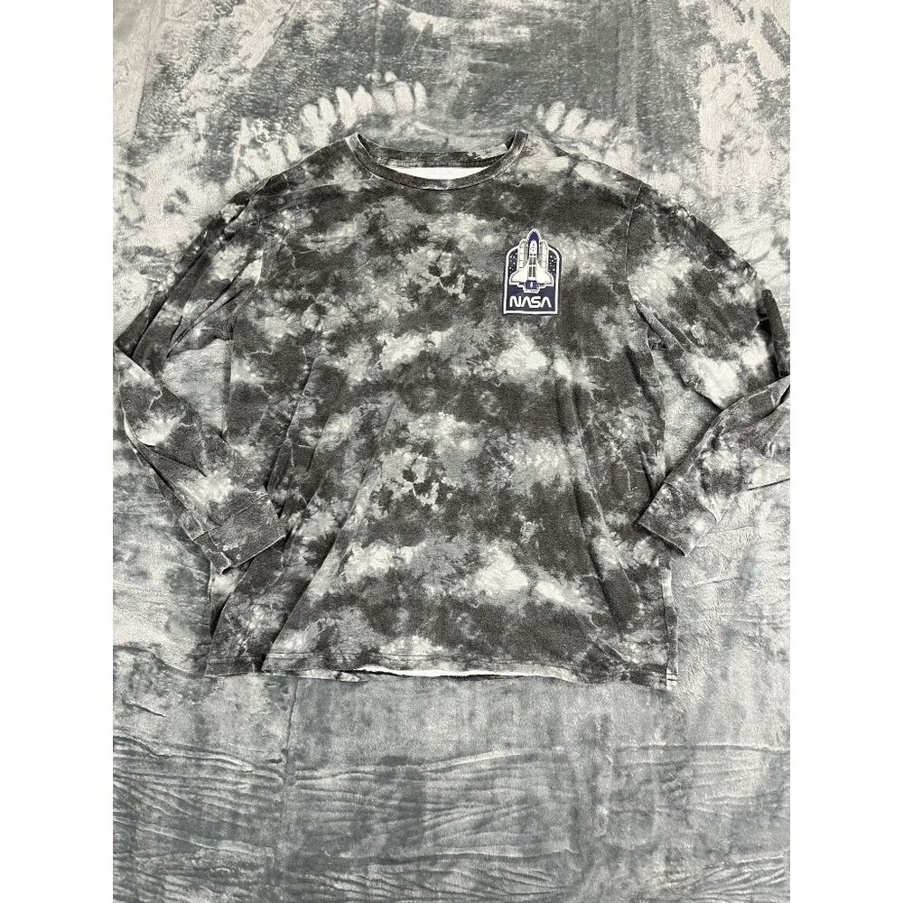 NASA L Tie-Dye Long Sleeve Crewneck Shirt Space Shuttle Graphic